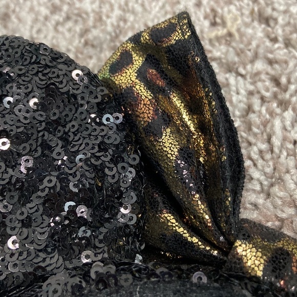 DISNEY black leopard bow Minnie ears headband - Picture 3 of 4